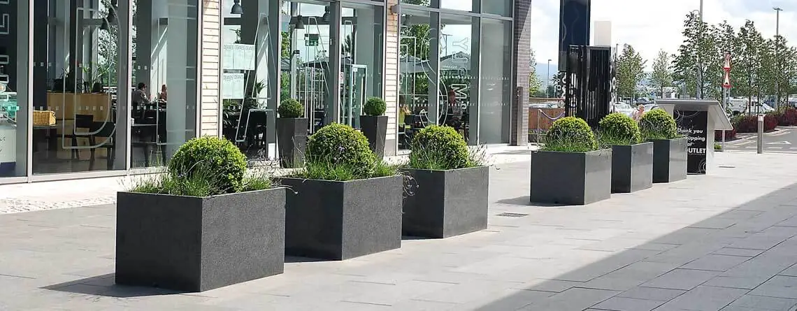 Custom Planters Reinforce Upscale Appeal at Designer Shopping Mall