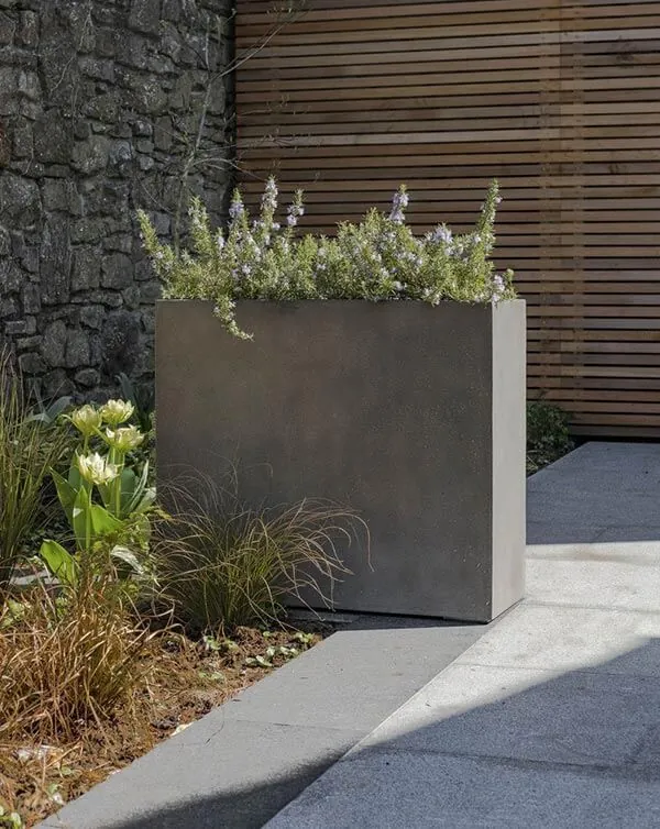 florence-concrete-tall-trough-planter